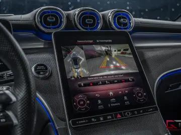 MERCEDES-BENZ GLC 300 de 4MATIC AMG Burmester