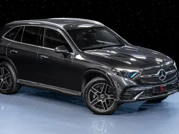 MERCEDES-BENZ GLC 300 de 4MATIC AMG Burmester