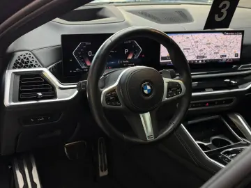 BMW X6 30 d xD M Sport Pano SKY HuD Luftf Massage