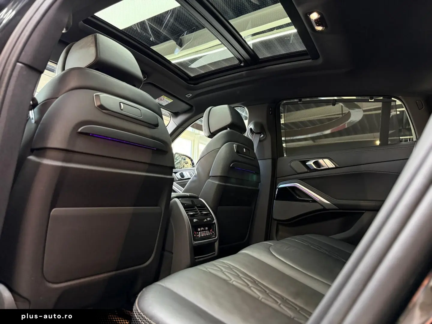 BMW X6 30 d xD M Sport Pano SKY HuD Luftf Massage