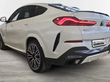 BMW X6 xDrive40d M Sport Pro Scaune M Pano