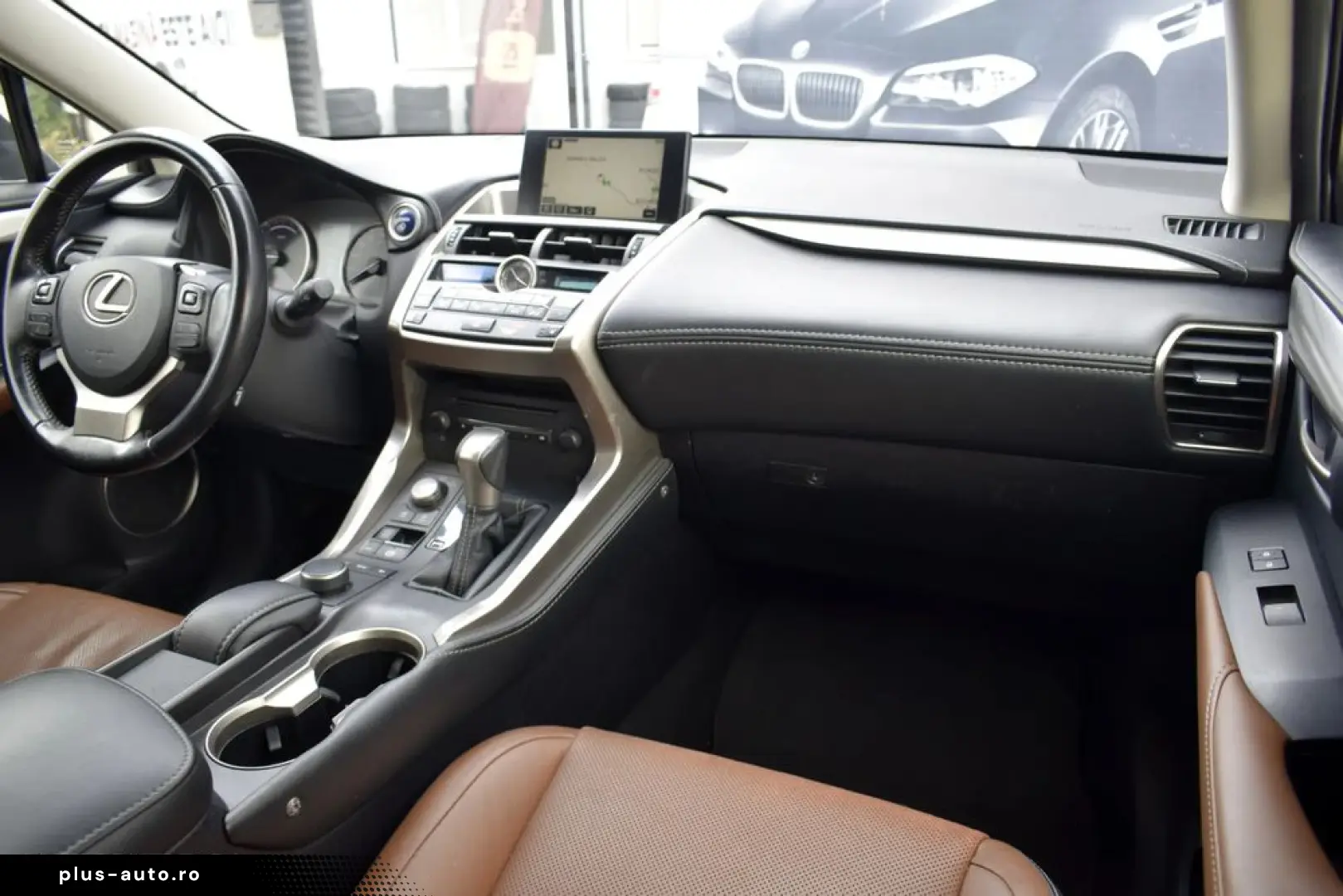 Lexus Seria NX