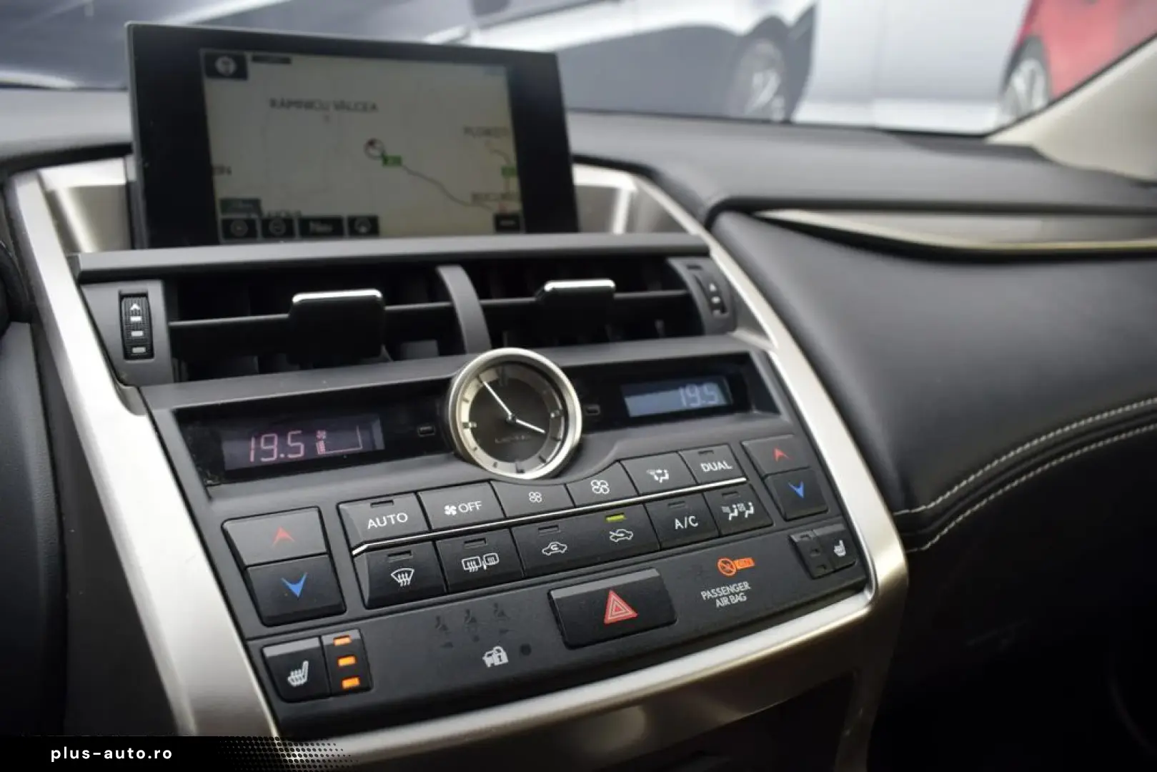 Lexus Seria NX