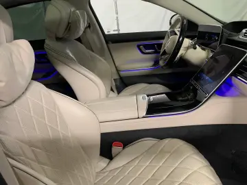 Mercedes-Benz S 580 e 4M long AMG EXECUTIVE 3D AR-HUD