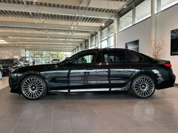 BMW 740d xDrive Navi Leder Tempom.aktiv