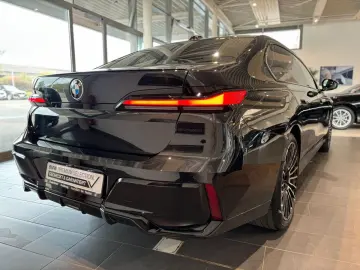 BMW 740d xDrive Navi Leder Tempom.aktiv