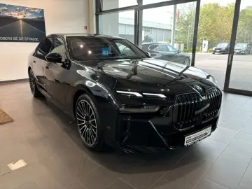 BMW 740d xDrive Navi Leder Tempom.aktiv