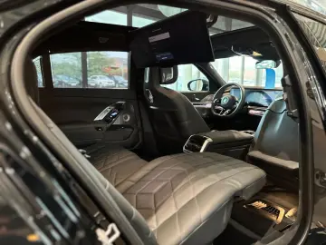 BMW 740d xDrive Navi Leder Tempom.aktiv
