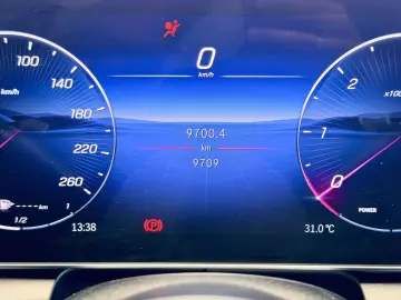 MERCEDES-BENZ GLC 300 d 4M Coupe AMG Night Pano HA-L…