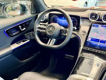 MERCEDES-BENZ GLC 300 d 4M Coupe AMG Night Pano HA-L…