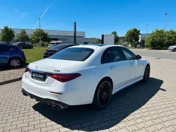MERCEDES-BENZ S 63 E Performance AMG DrivePilot Chau…