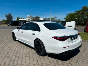 MERCEDES-BENZ S 63 E Performance AMG DrivePilot Chau…