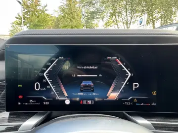 BMW 740d xDrive M Sport Pano TV StHzg Autobahnas B&W