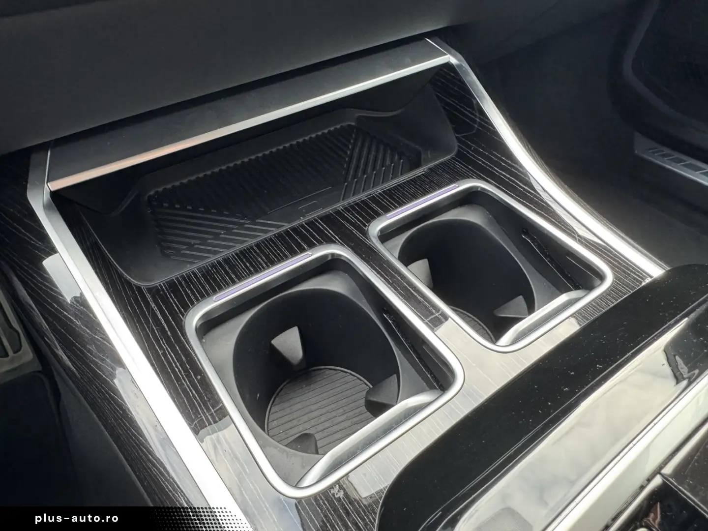 BMW 740d xDrive M Sport Pano TV StHzg Autobahnas B&W