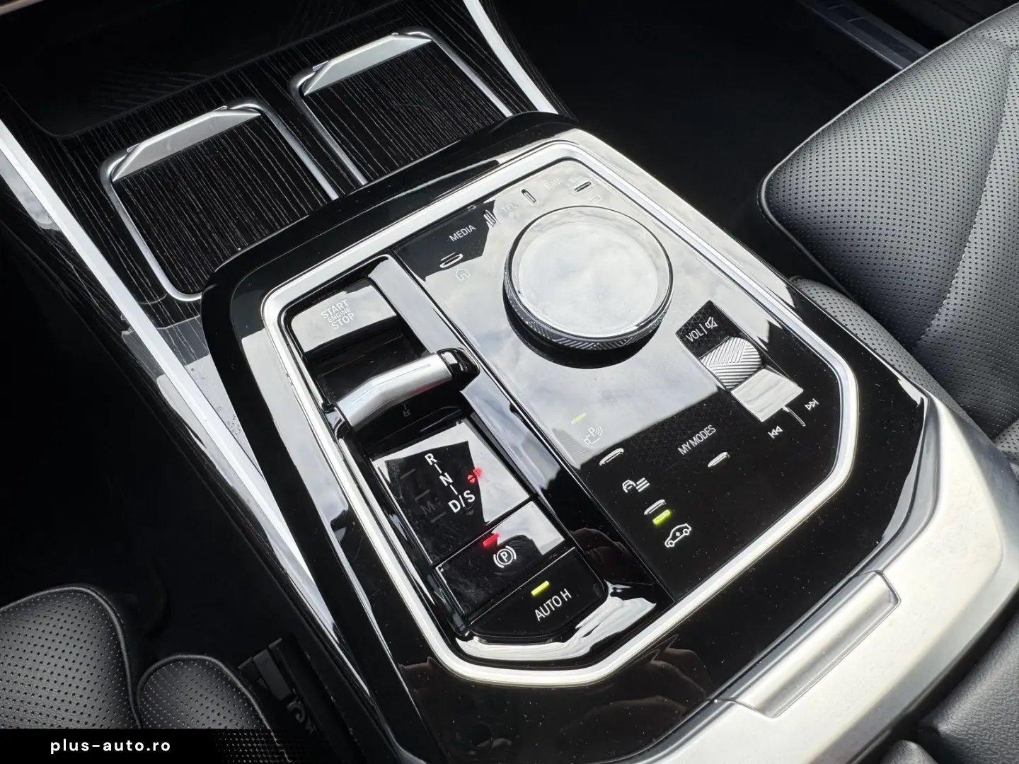 BMW 740d xDrive M Sport Pano TV StHzg Autobahnas B&W