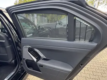 BMW 740d xDrive M Sport Pano TV StHzg Autobahnas B&W