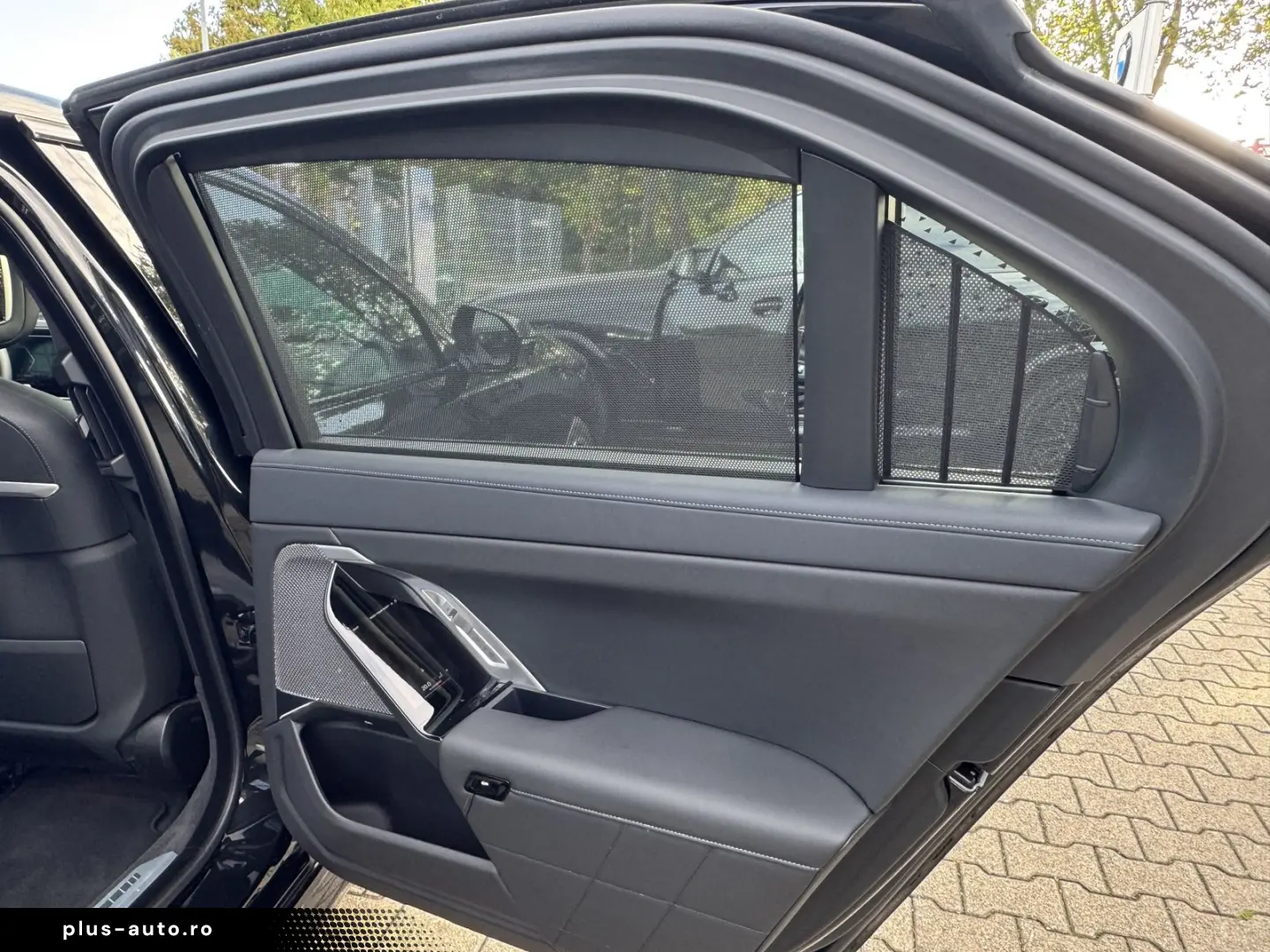 BMW 740d xDrive M Sport Pano TV StHzg Autobahnas B&W