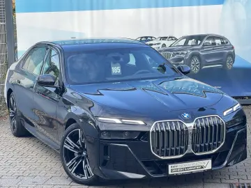 BMW 740d xDrive M Sport Pano TV StHzg Autobahnas B&W