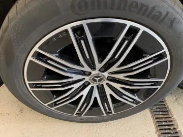 Mercedes-Benz EQS 580 SUV AMG Hyperscreen FondEntert.