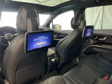 Mercedes-Benz EQS 580 SUV AMG Hyperscreen FondEntert.