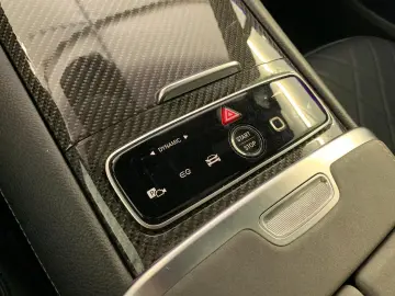 Mercedes-Benz EQS 580 SUV AMG Hyperscreen FondEntert.