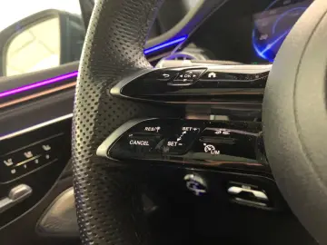Mercedes-Benz EQS 580 SUV AMG Hyperscreen FondEntert.