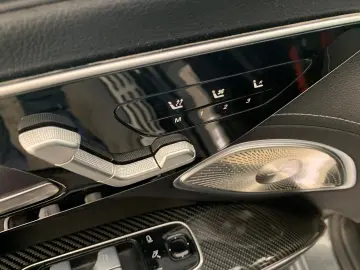 Mercedes-Benz EQS 580 SUV AMG Hyperscreen FondEntert.