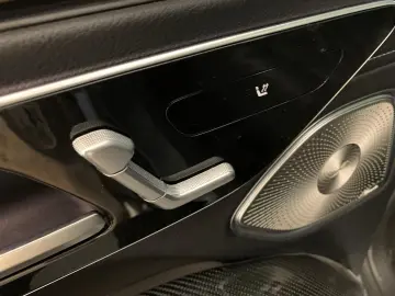 Mercedes-Benz EQS 580 SUV AMG Hyperscreen FondEntert.