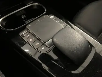 Mercedes-Benz CLA 180 Coupé Progressive 18  Night Kamera