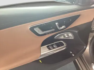 Mercedes-Benz E 53 HYBRID 4M  AMG DISTR PANO V-Max MASSAGE