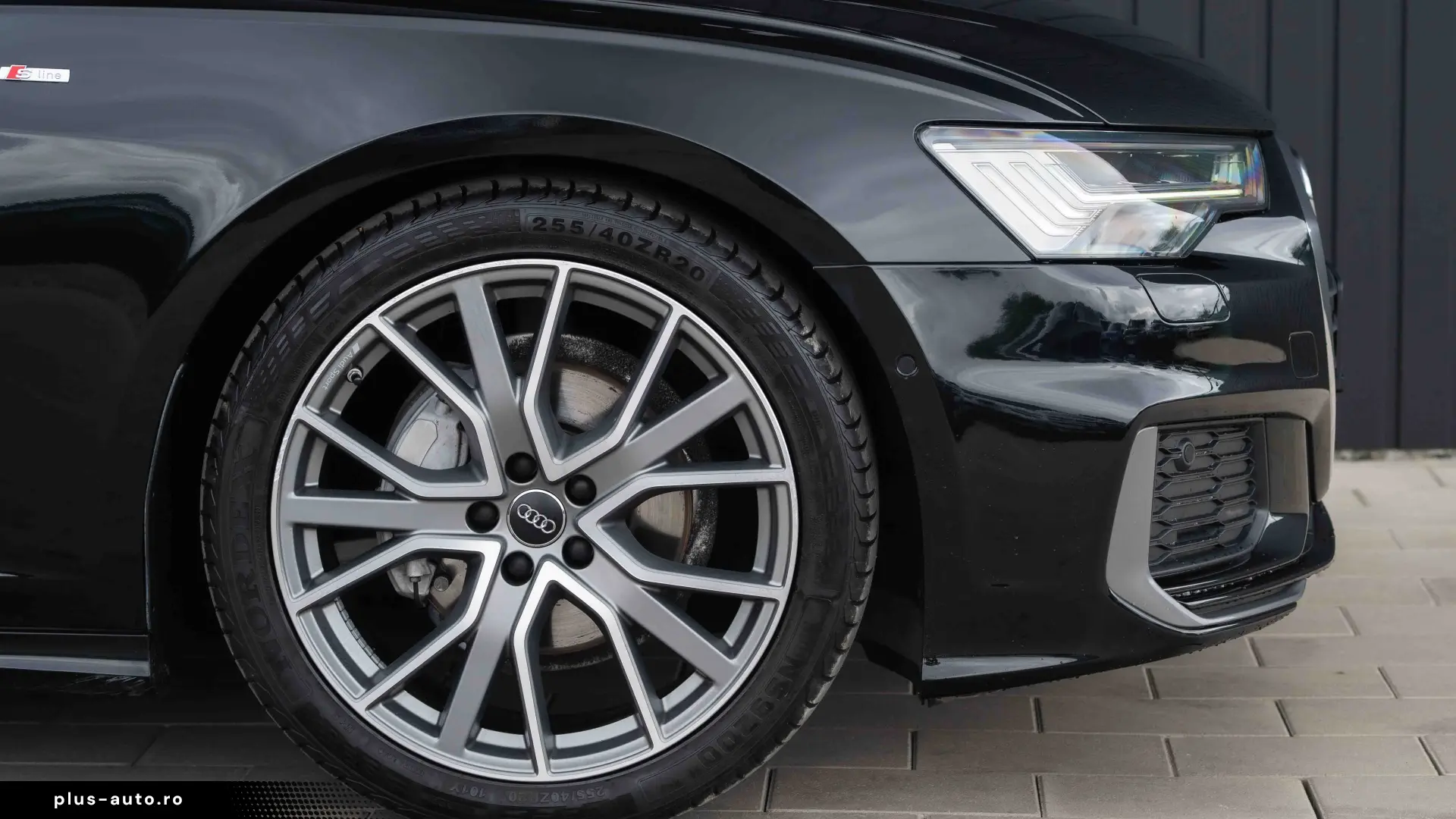 Audi A6 Avant 40 TDI quattro S tronic S line