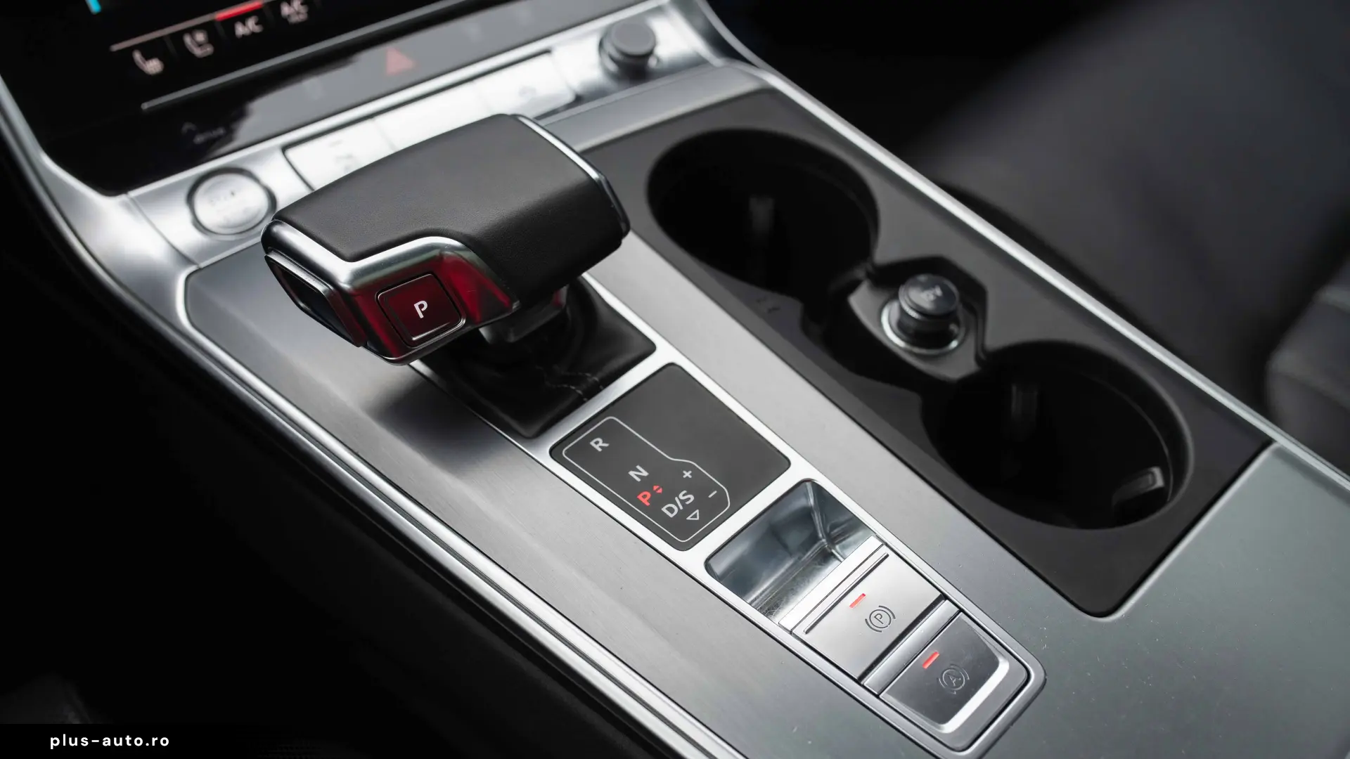 Audi A6 Avant 40 TDI quattro S tronic S line