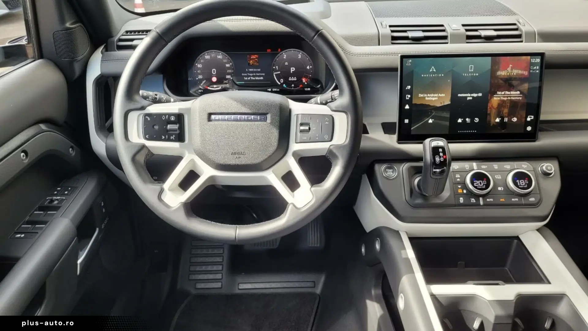 Land Rover Defender 110 D300 X-Dynamic
