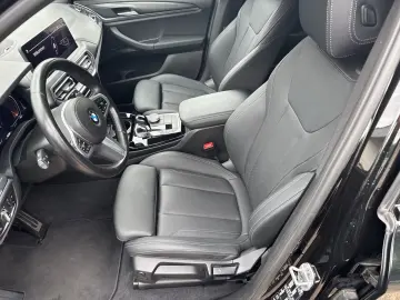 BMW X3 xDrive20d AHK