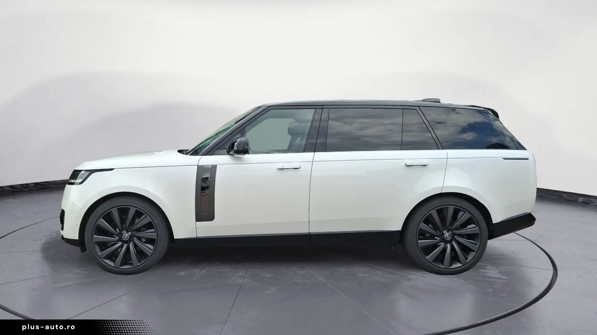 Land Rover Range Rover P615 LWB SV Signature