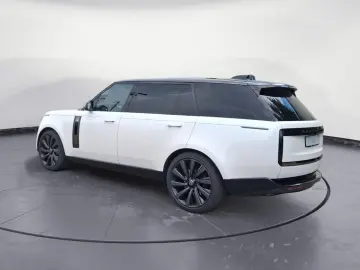 Land Rover Range Rover P615 LWB SV Signature