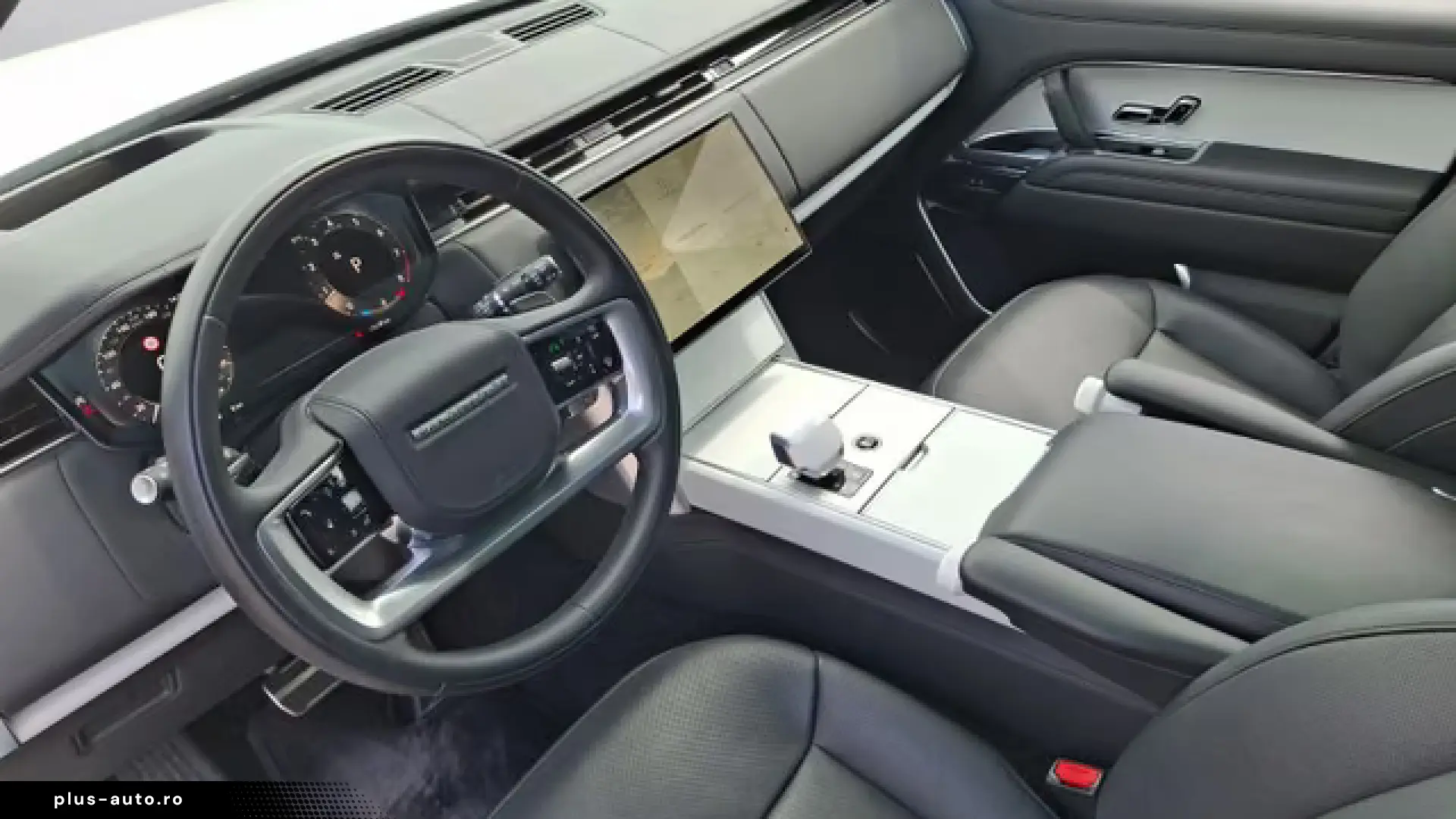 Land Rover Range Rover P615 LWB SV Signature