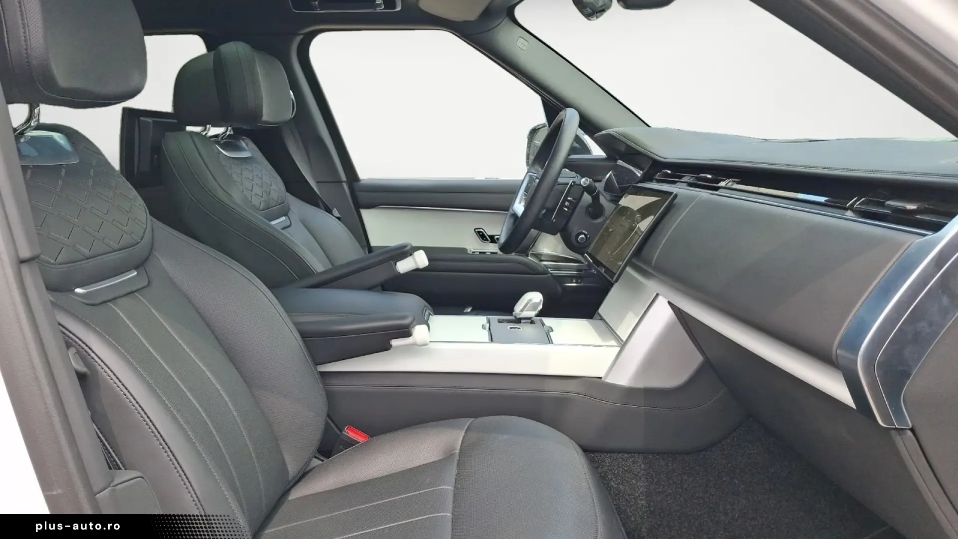 Land Rover Range Rover P615 LWB SV Signature