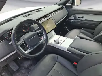 Land Rover Range Rover P615 LWB SV Signature