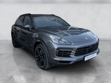 PORSCHE CAYENNE LIVRARE RAPIDA