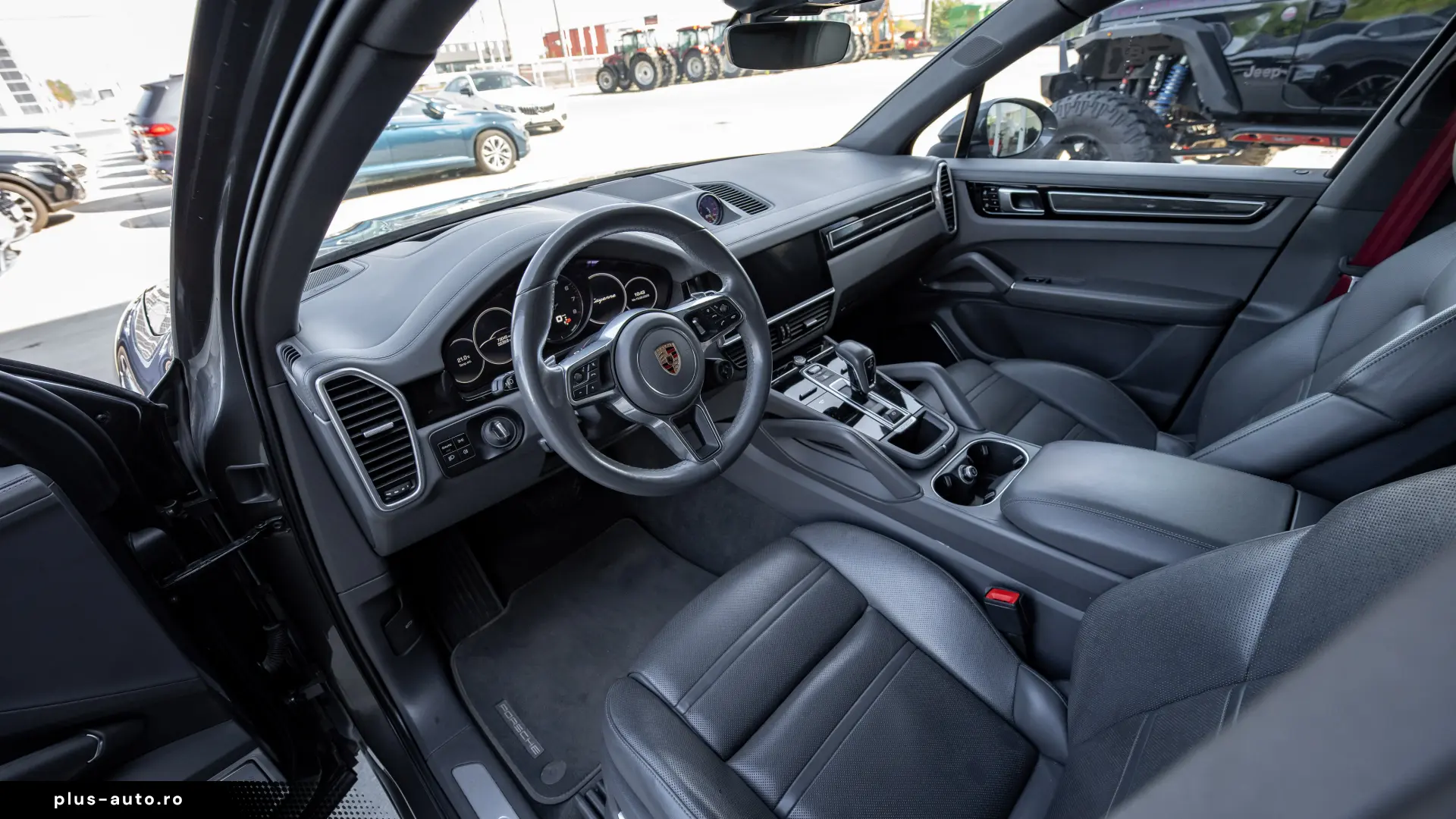 PORSCHE CAYENNE LIVRARE RAPIDA