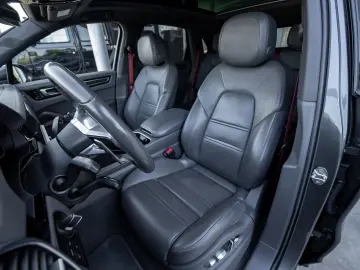 PORSCHE CAYENNE LIVRARE RAPIDA