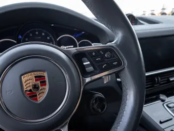 PORSCHE CAYENNE LIVRARE RAPIDA