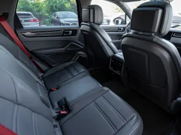 PORSCHE CAYENNE LIVRARE RAPIDA