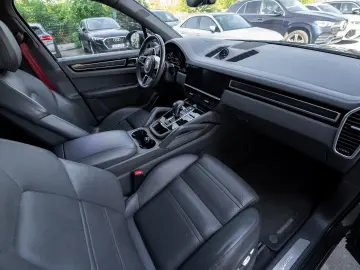 PORSCHE CAYENNE LIVRARE RAPIDA