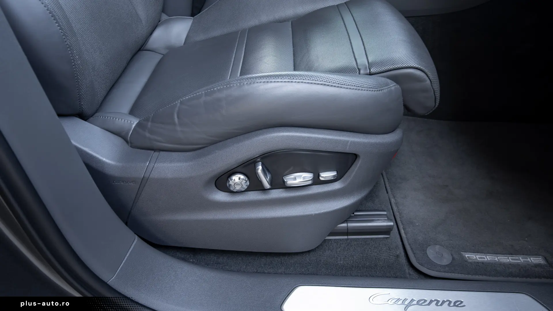 PORSCHE CAYENNE LIVRARE RAPIDA