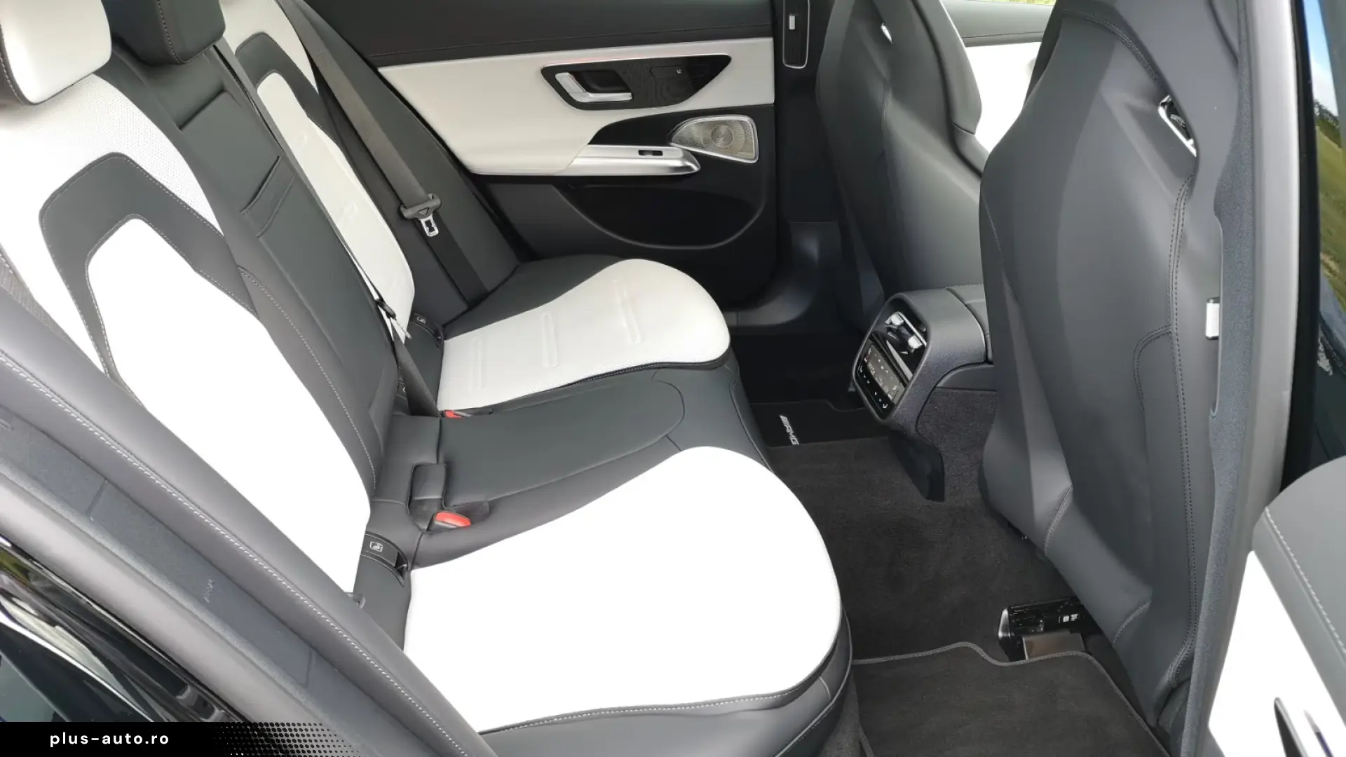 Mercedes-Benz E 53 AMG 4MATIC  9G-TRONIC Plug-in hybrid