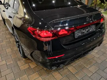 Mercedes-Benz E 53 AMG 4MATIC  9G-TRONIC Plug-in hybrid