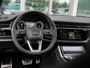 AUDI Q8 60 TFSI e quattro Pro Line S Competition   Na