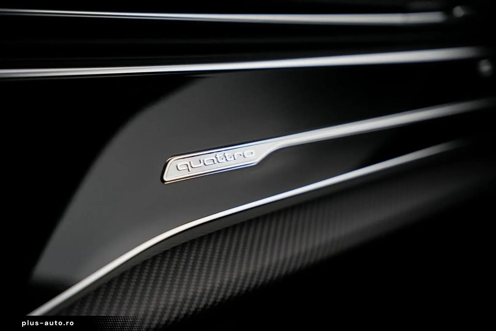 AUDI Q8 60 TFSI e quattro Pro Line S Competition   Na